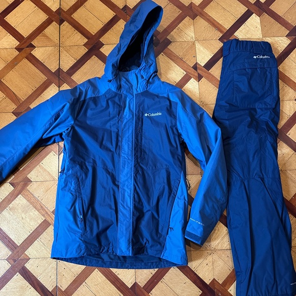 Columbia Other - Men’s medium snow set - navy/light blue winter coat and snow pants. Columbia.